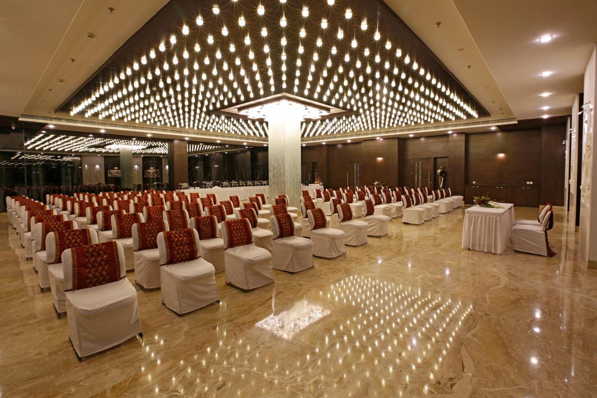 Grand Xenia Hotel Ajmer Exterior foto